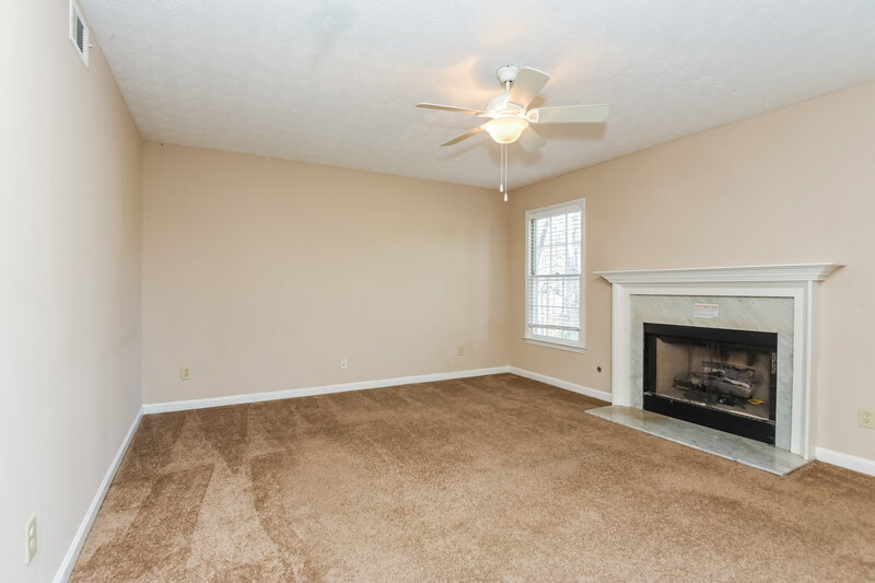 2,125/Mo, 1180 Rockmart Cir NW Kennesaw, GA 30144 Family Room View