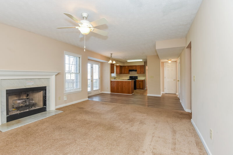 2,125/Mo, 1180 Rockmart Cir NW Kennesaw, GA 30144 Family Room View 2