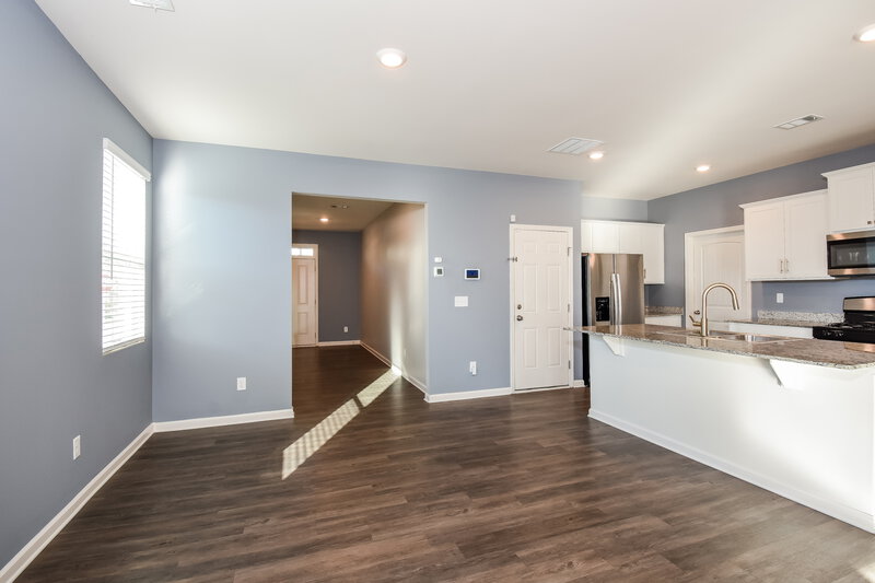 2,195/Mo, 5387 Barberry Ave Oakwood, GA 30566 Dining Room View 2