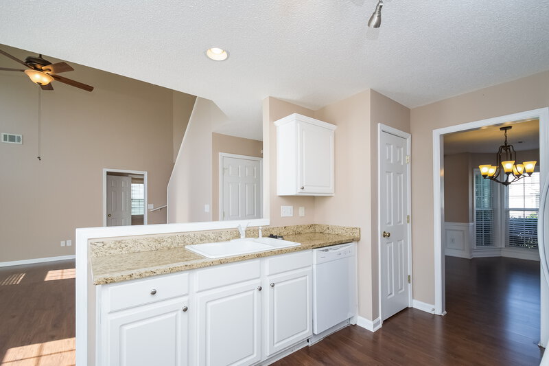 2,505/Mo, 203 Cleavers Close Woodstock, GA 30188 Kitchen View 3