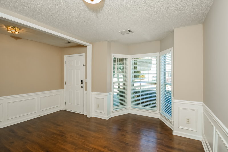2,500/Mo, 203 Cleavers Close Woodstock, GA 30188 Dining Room View