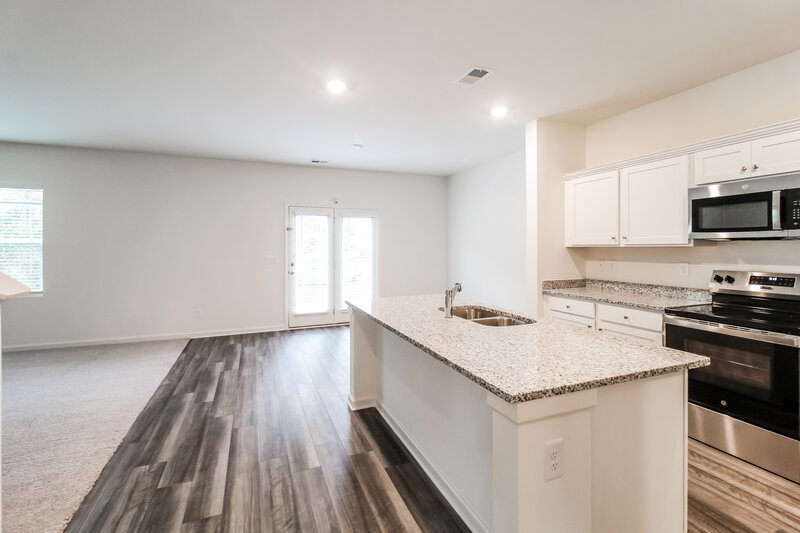 2,325/Mo, 7546 Saffron Ave Covington, GA 30014 Kitchen View