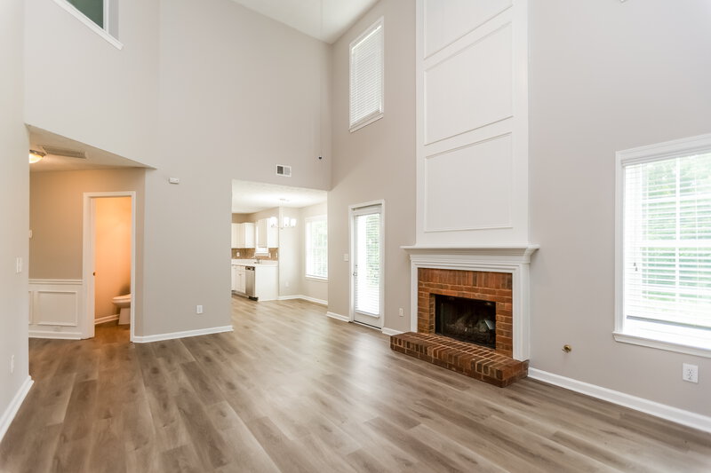 2,305/Mo, 483 Ethridge Dr NW Kennesaw, GA 30144 Living Room View 2