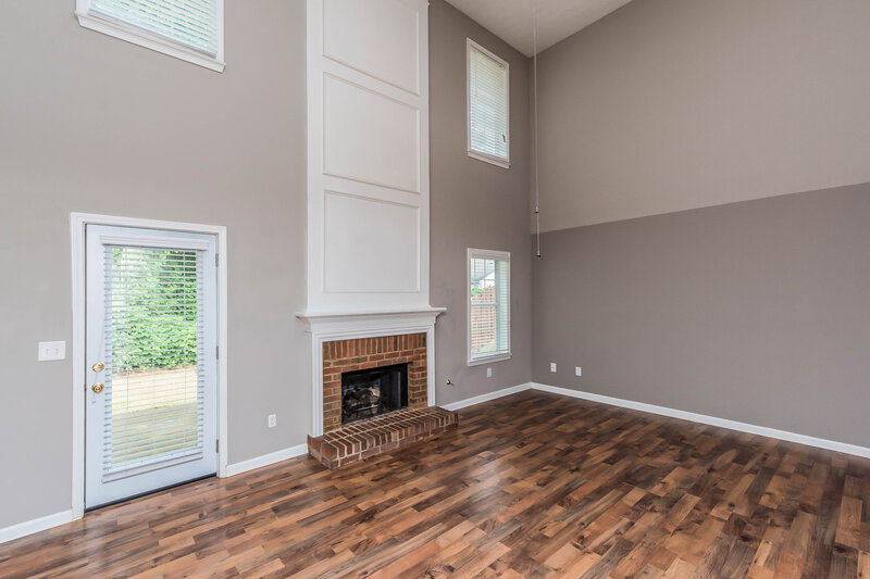 2,455/Mo, 483 Ethridge Dr NW Kennesaw, GA 30144 Family Room View 2