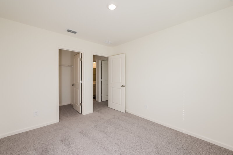 1,875/Mo, 128 Hargrave Ave Bethlehem, GA 30620 Bedroom View 2