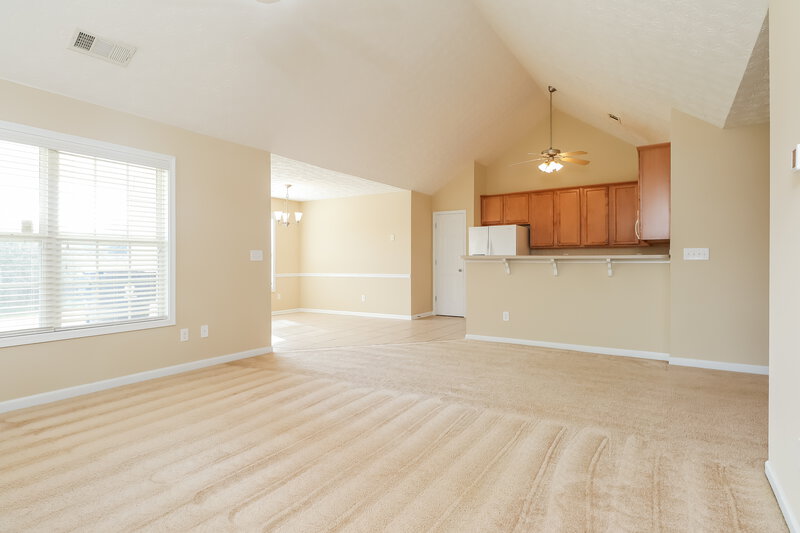 1,815/Mo, 916 Piedmont Dr Locust Grove, GA 30248 Dining Room View