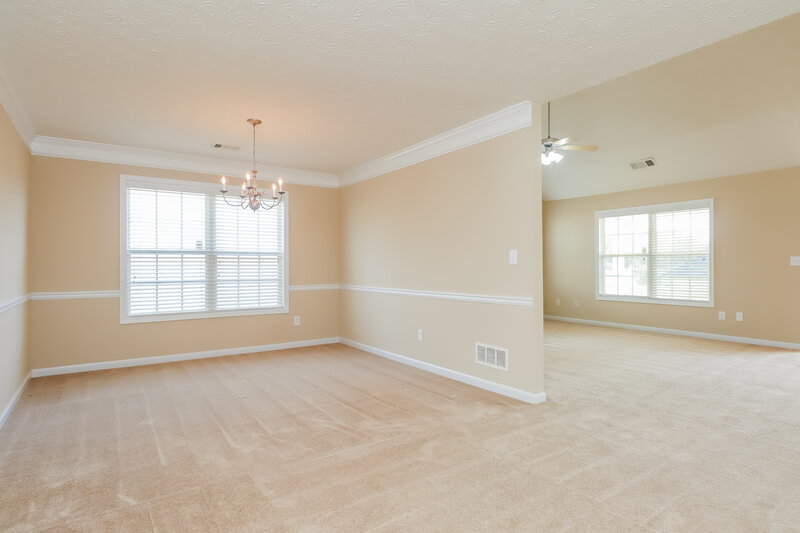 1,815/Mo, 916 Piedmont Dr Locust Grove, GA 30248 Dining Room View 2