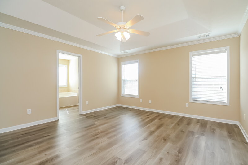 1,815/Mo, 916 Piedmont Dr Locust Grove, GA 30248 Main Bedroom View