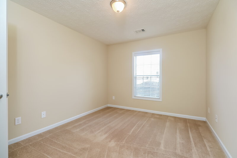 1,815/Mo, 916 Piedmont Dr Locust Grove, GA 30248 Bedroom View 2