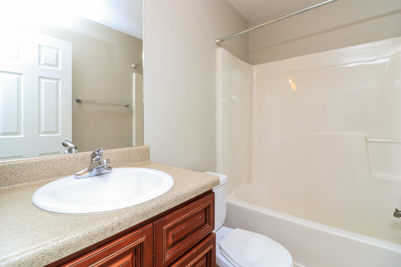 1,715/Mo, 25 Preserve Dr Newnan, GA 30263 Bathroom View
