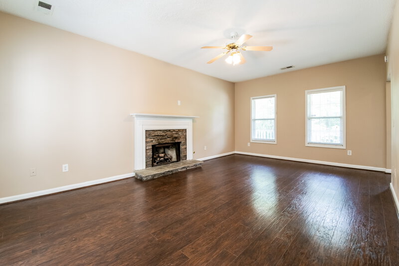 1,900/Mo, 3849 Saint George Ter SW Powder Springs, GA 30127 Living Room View 2