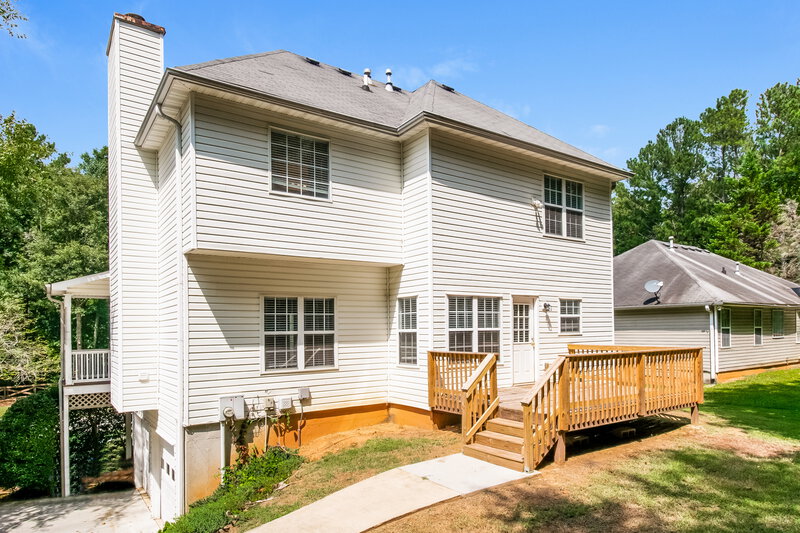 1,900/Mo, 3849 Saint George Ter SW Powder Springs, GA 30127 Rear View