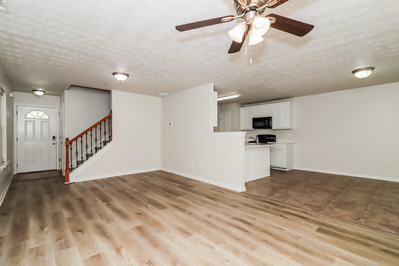 1,750/Mo, 124 Silver Fox Trl Dallas, GA 30157 Living Room View