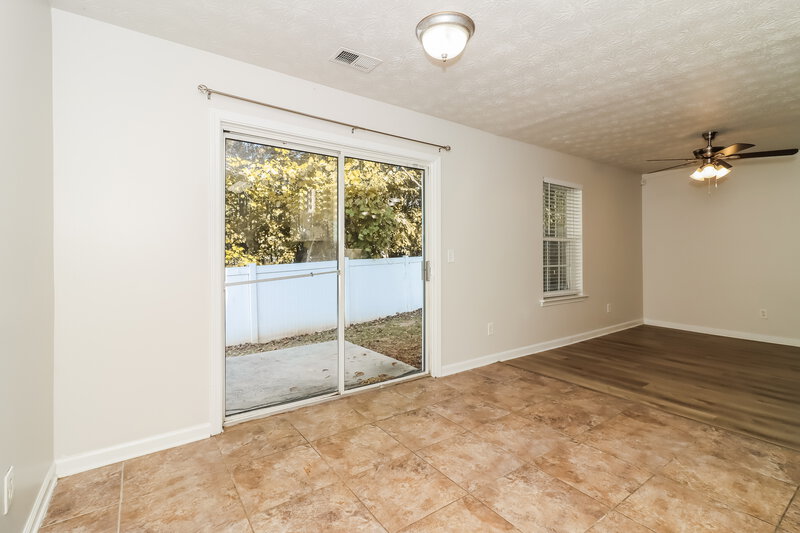 1,750/Mo, 124 Silver Fox Trl Dallas, GA 30157 Dining Room View