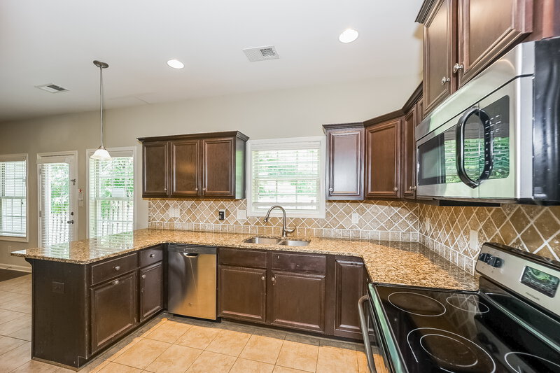 102 Saint Charles Pl Sharpsburg, GA 30277 Progress Residential