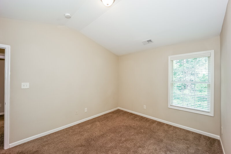 1,965/Mo, 102 Saint Charles Pl Sharpsburg, GA 30277 Bedroom View 2