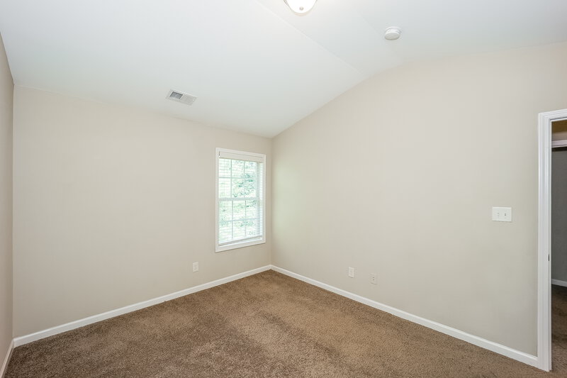 1,965/Mo, 102 Saint Charles Pl Sharpsburg, GA 30277 Bedroom View 3