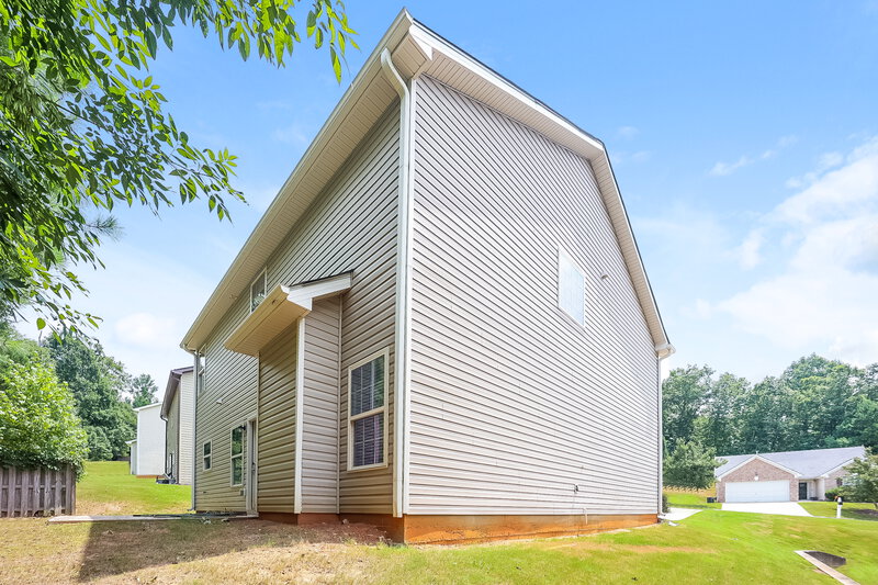 1,965/Mo, 102 Saint Charles Pl Sharpsburg, GA 30277 Rear View