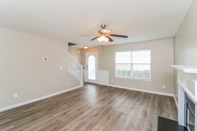 3,460/Mo, 6981 Borowood Ln Douglasville, GA 30134 Living Room View 3