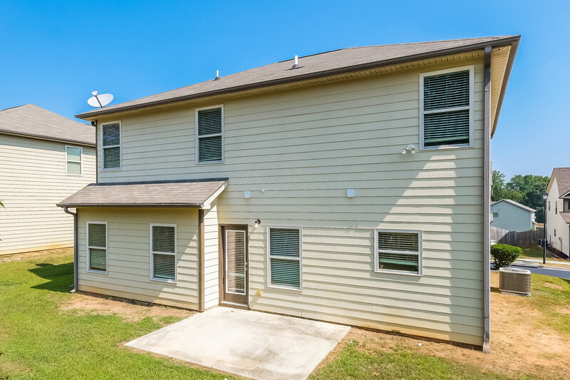 2,175/Mo, 354 Easley Dr Lawrenceville, GA 30045 Rear View