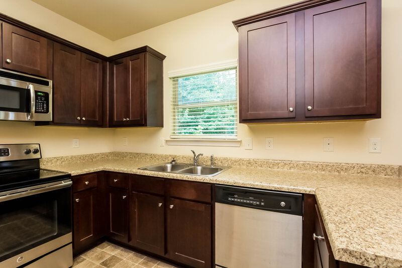 2,290/Mo, 1367 Avington Glen Way Lawrenceville, GA 30045 Kitchen View