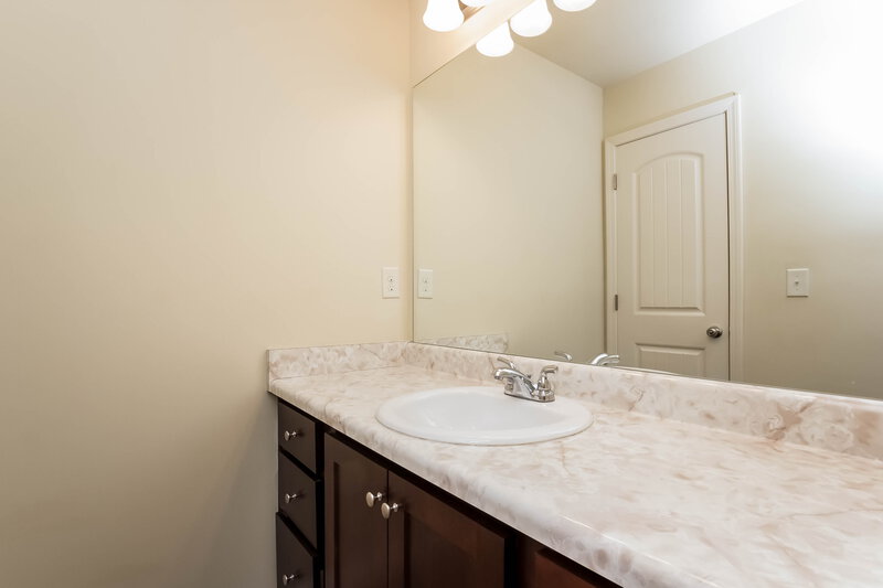 2,290/Mo, 1367 Avington Glen Way Lawrenceville, GA 30045 Bathroom View