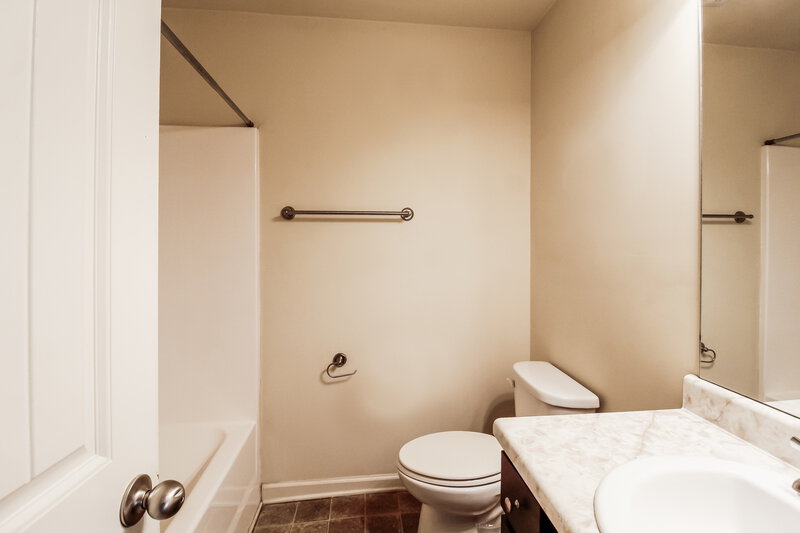 2,060/Mo, 1377 Avington Glen Way Lawrenceville, GA 30045 Bathroom View