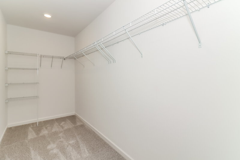 1,750/Mo, 116 Red Maple Way NW Adairsville, GA 30103 Walk In Closet View