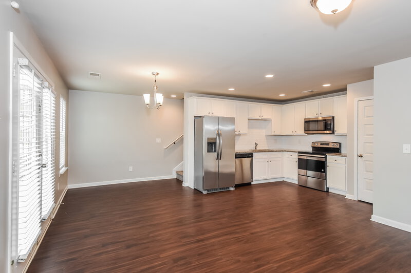 1,910/Mo, 180 Chandler Trce Covington, GA 30016 Living Room View 3