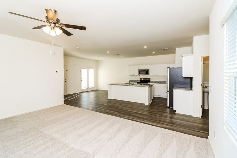 2,660/Mo, 88 Hargrave Ave Bethlehem, GA 30620 Living Room View 2