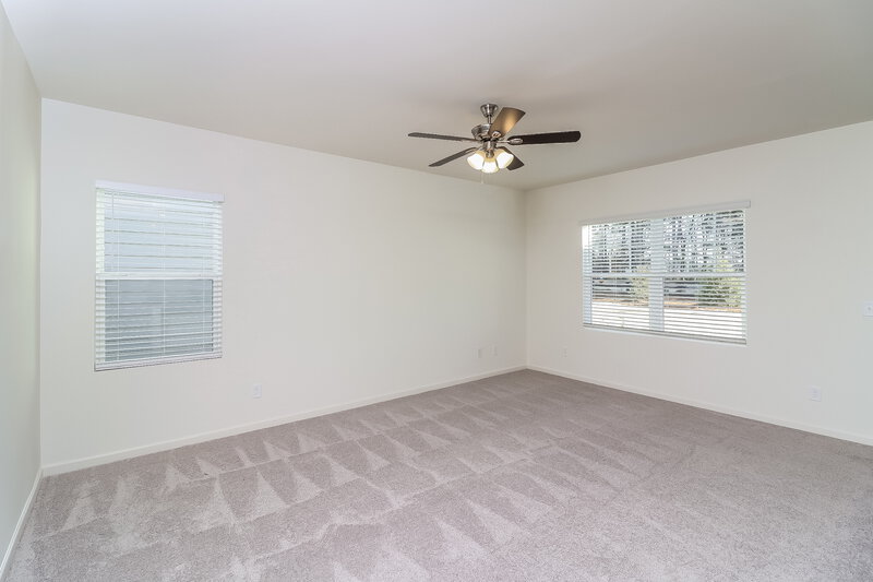 1,915/Mo, 73 Hargrave Ave Bethlehem, GA 30620 Living Room View