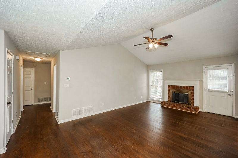 1,895/Mo, 68 Sterling Trl Powder Springs, GA 30127 Living Room View