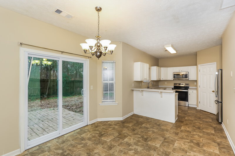 0/Mo, 252 Prescott Ct Newnan, GA 30265 Dining Room View