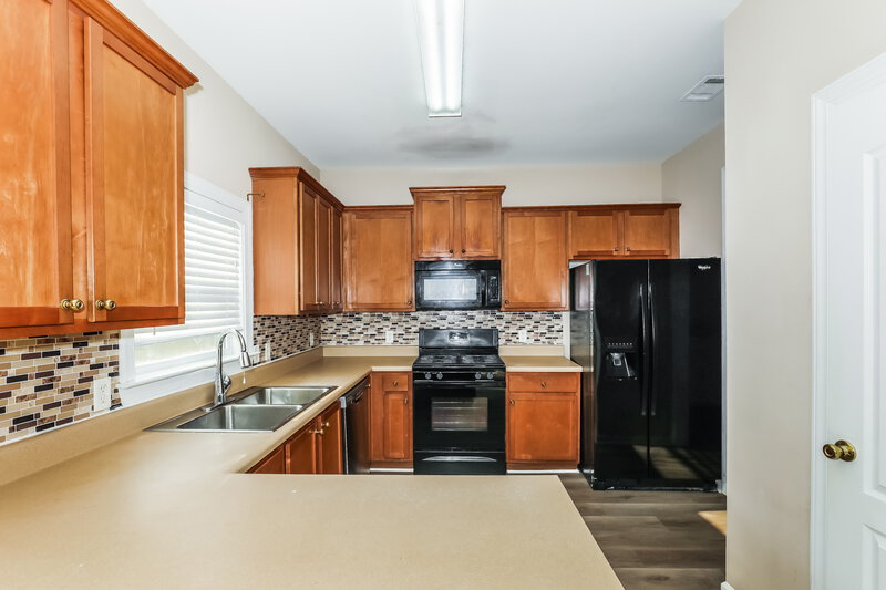 2,175/Mo, 2505 Mockingbird Ln Locust Grove, GA 30248 Kitchen View