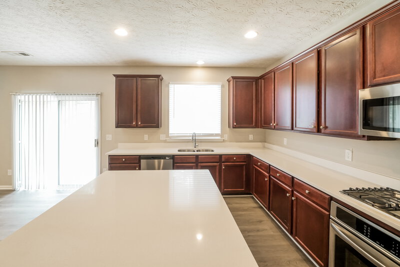 2,250/Mo, 2240 Valley Creek Dr Lithia Springs, GA 30122 Kitchen View 2