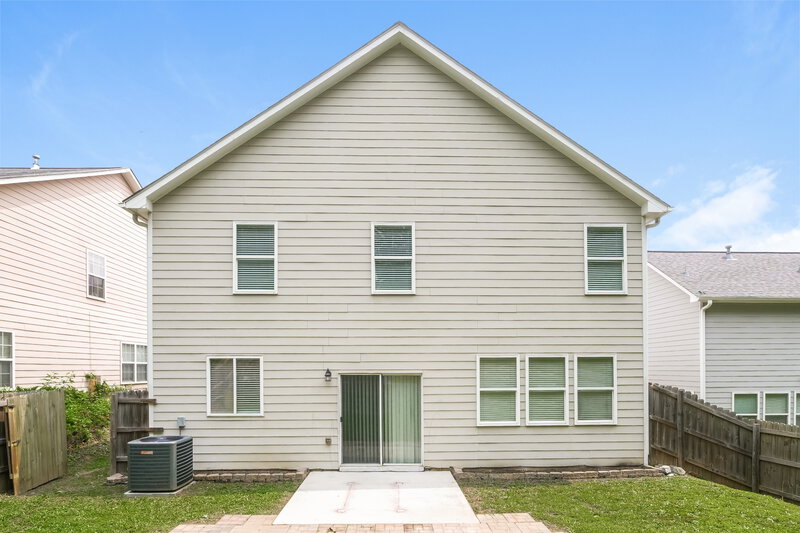 2,250/Mo, 2240 Valley Creek Dr Lithia Springs, GA 30122 Rear View