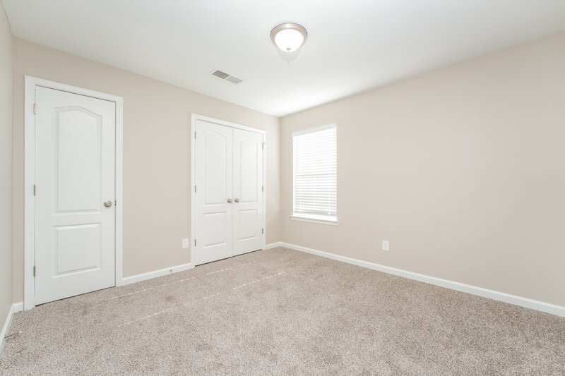 2,520/Mo, 210 Lakeview Trl Covington, GA 30016 Bedroom View
