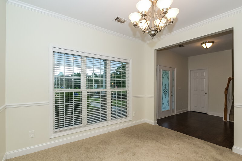 2,405/Mo, 122 The Boulevard Newnan, GA 30263 Dining Room View 2
