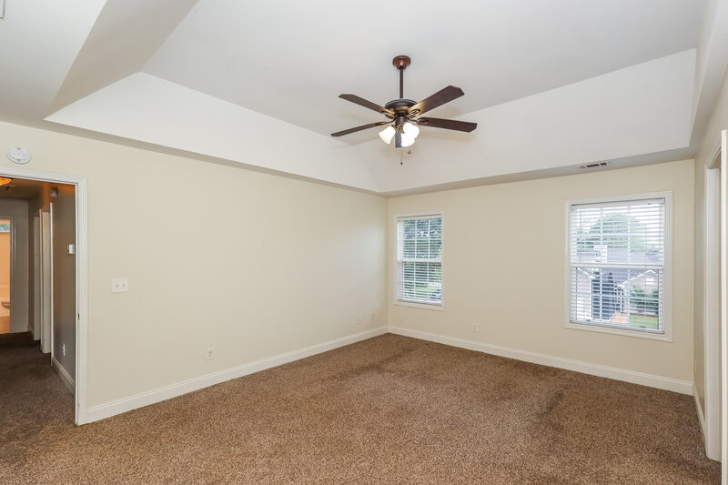 2,295/Mo, 122 The Boulevard Newnan, GA 30263 Main Bedroom View