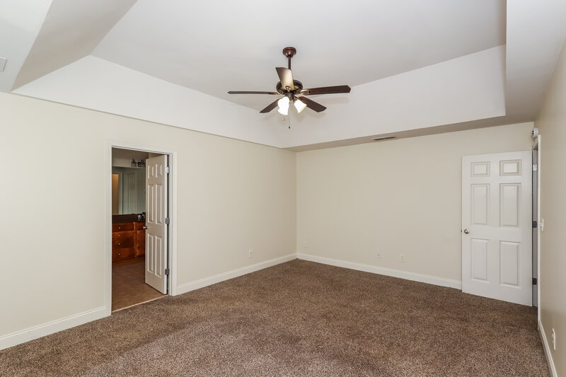 2,295/Mo, 122 The Boulevard Newnan, GA 30263 Main Bedroom View 2