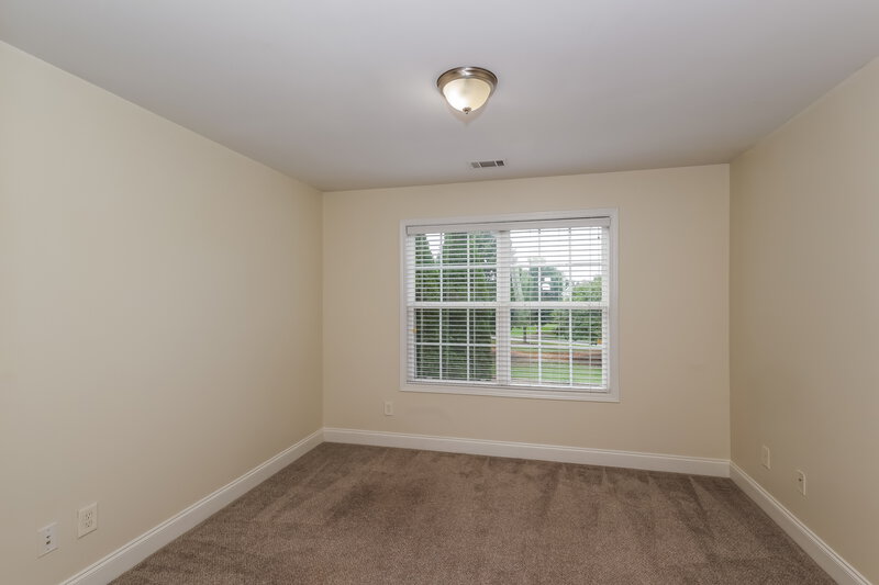 2,295/Mo, 122 The Boulevard Newnan, GA 30263 Bedroom View