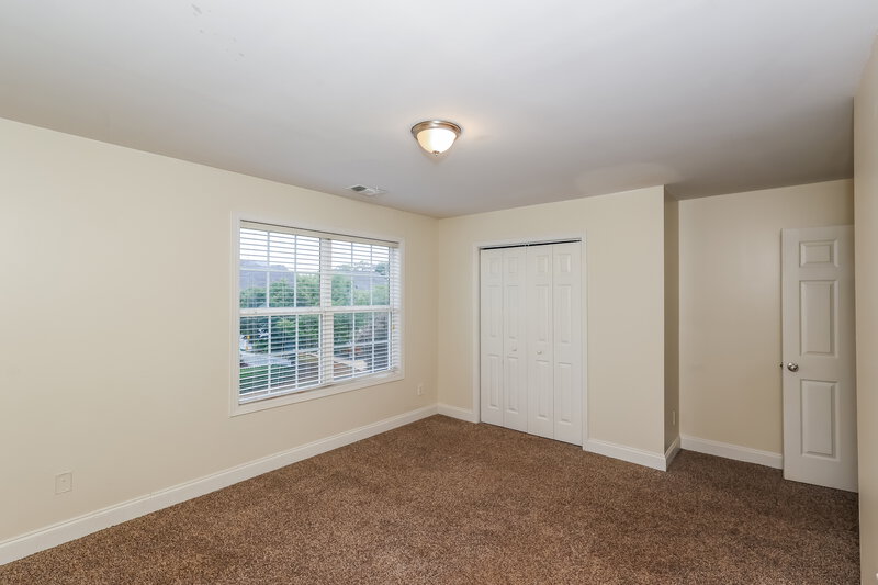 2,295/Mo, 122 The Boulevard Newnan, GA 30263 Bedroom View 2