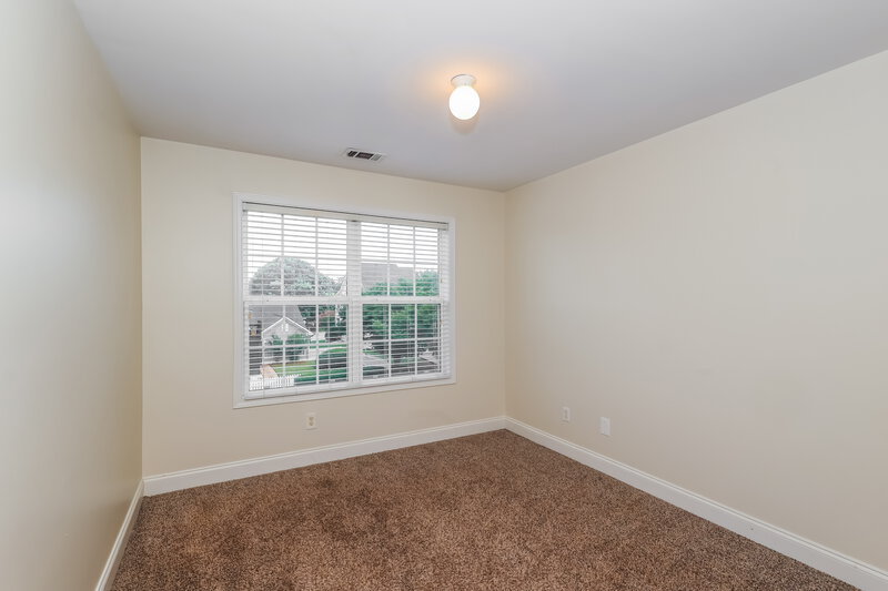 2,295/Mo, 122 The Boulevard Newnan, GA 30263 Bedroom View 3