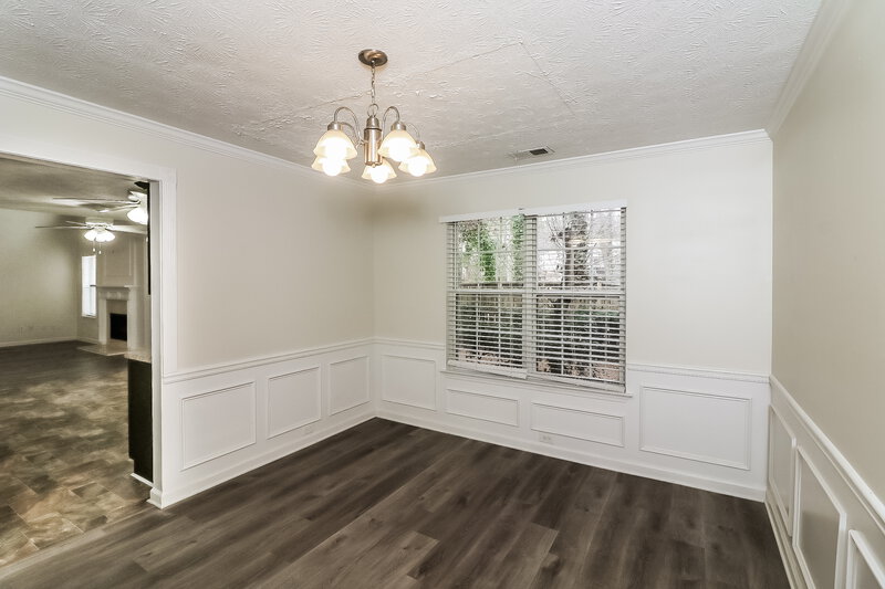 2,230/Mo, 3153 Silverchase Cir SW Marietta, GA 30008 Dining Room View