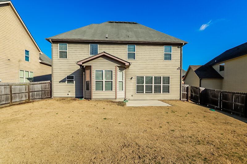 2,450/Mo, 1365 Little Hampton Dr Lawrenceville, GA 30045 Rear View