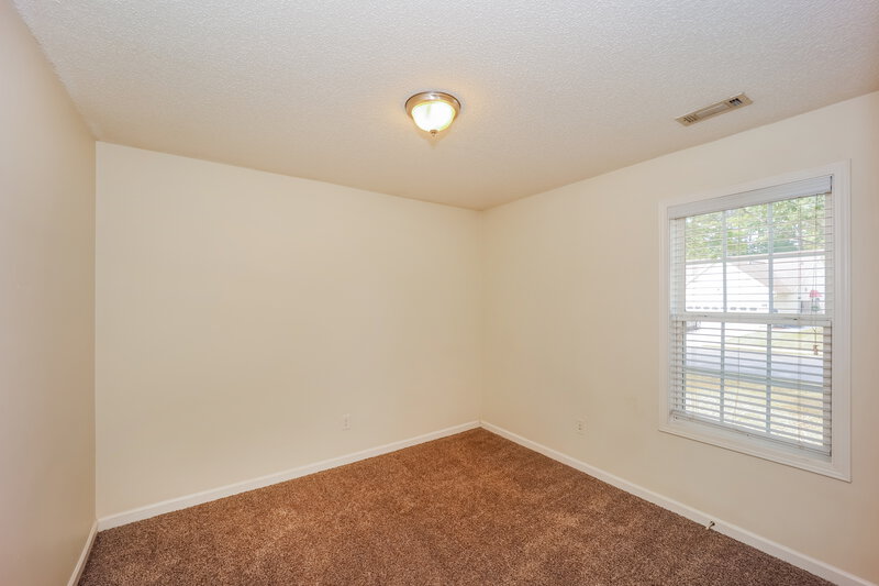 2,015/Mo, 40 Belltree Cir Newnan, GA 30265 Bedroom View 3