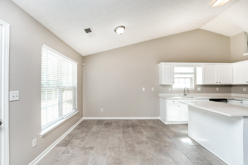 2,145/Mo, 120 Champion Ln Covington, GA 30016 Breakfast Nook View