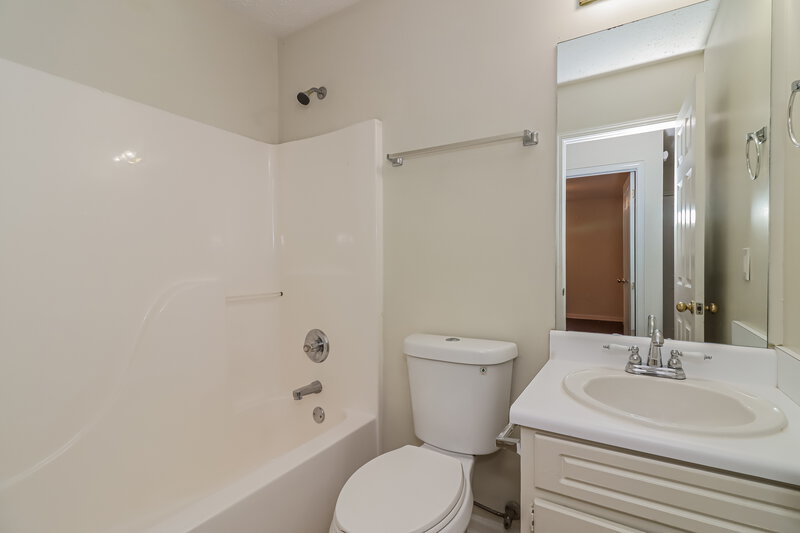 1,865/Mo, 4110 Eden Valley Dr Loganville, GA 30052 Bathroom View