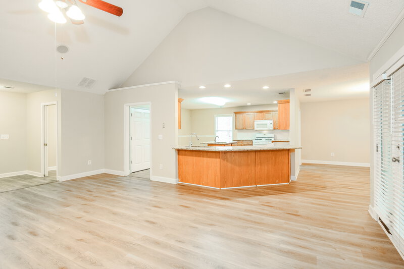 1,885/Mo, 5191 Memorial Ln Powder Springs, GA 30127 Living Room View 2