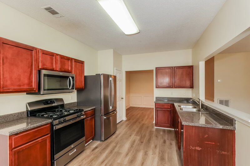 2,220/Mo, 182 Seabreeze Ct Newnan, GA 30265 Kitchen View 2